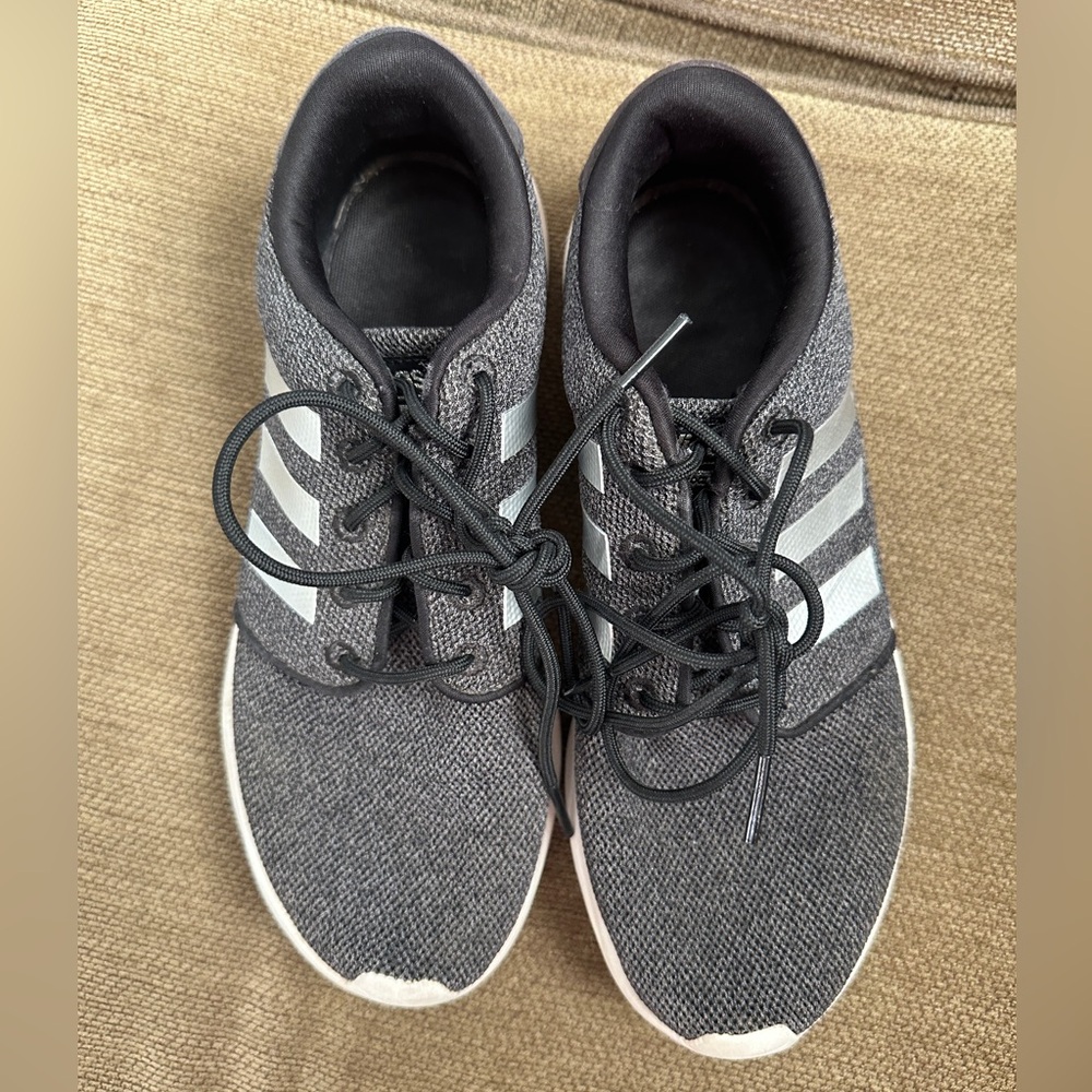 Adidas CloudFoam 7.5